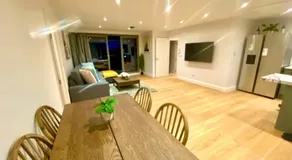 Luxury Penthouse 3-Bedrooms Private - Image 4