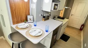 Comfortable 1BR Studio Unit at AZURE NORTH Pampanga by Beersheba Suites & Staycation - Image 5