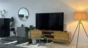Spacious family home - Image 2