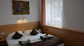 Hotel O.K. 1 - Image 2