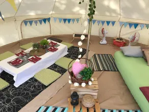 Glamping kaki singapore-Standard medium bell tent - Image 5