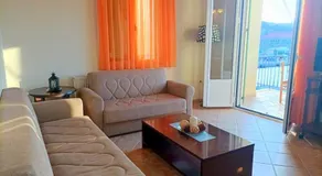 Lourantos Bayside Apartments - Image 2