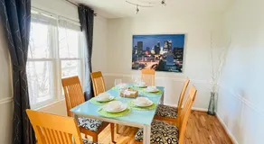 Modern Luxe Retreat near Braves Fast WiFi and Parking - Image 4