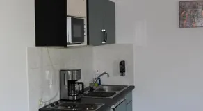 Apartment Hotel 24h Check-in, Free Parking and WiFi - Image 4