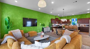 Houston Heights Boho Getaway Near Downtown - Image 2