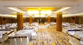Camellia Hotel - Image 2