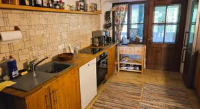 400 year old wooden house - Image 2
