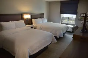 Hampton Inn & Suites Philadelphia/Media - Image 2