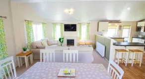 MKRJ LUXURY - Parkdean Camber Sands - Sleeps 8 - Pet Friendly - lbl - Image 2