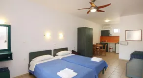 Evropi Hotel - Image 2