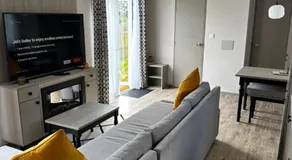 Fairway 6 Lilliardsedge Caravan Hire - Image 2
