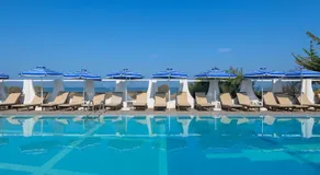 Nirvana Beach Hotel - Image 3