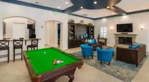Marina Del Rey Luxe 2-Bedroom & 1-Bedroom - Hot Tub, Pool Table, Grill & Cinema Projector - Image 4