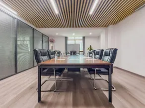 ELong Anyun Hotel - Image 4