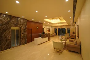 Hotel Luxe Opera NH8 - 7km from IGI Airport Delhi - Image 2