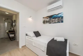 Luxusvilla Solis - Vier Schlafzimmer Villa mit Terrasse und Meerblick - Image 5