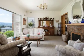 Trevallyn House B & B - Image 3