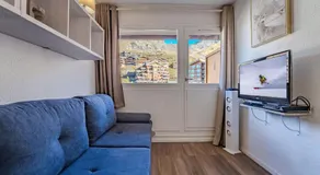 Heart of Val Thorens, Studio Apt, Balcony views - Image 2