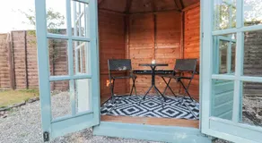 Midsummer Cottage - Image 4