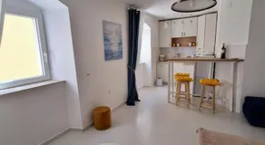 La Casa Nostra Apartments - Image 2