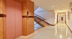 Jaroonsak Grand - Image 5