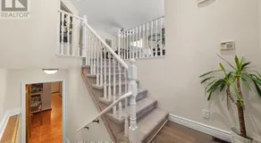 Luxurious home in Belleville - Image 5