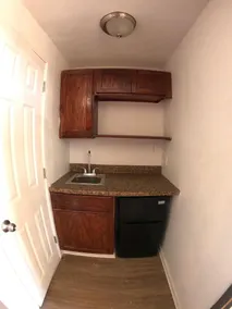 GG Rest-Inn - Image 2