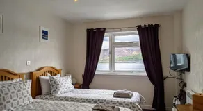 Rockvilla Guest House - Image 5