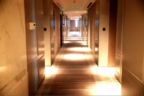 Senran Wutong Hotel - Image 3