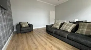 The Seaport Apartnment - Image 5
