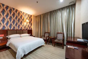 Lianfeng Hotel - Image 4
