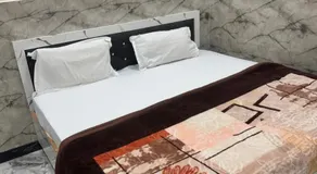 Shri Kishori Ju Guest House - Image 2