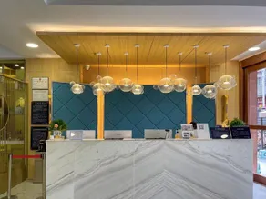 Yahang Hotel (Zunyi Medical College Shidai Tianjie) - Image 4