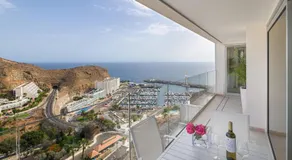 Grand Horizon Luxury Boutique Suites - Image 4