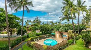 Maui Vista 1203 walking distance to beach restaurants, peek of ocean - Image 4