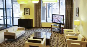Radisson Hotel Bismarck - Image 4