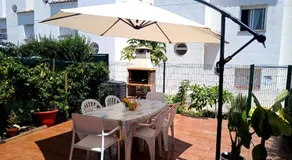 Kinderfreundliches Ferienhaus mit Terrasse, Pool und Grill | Haustiere erlaubt - Image 3