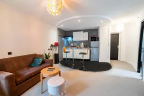 Grande suite chaleureuse - Image 2