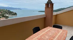 CaseMaggi Strandhaus Terrasse mit Blick auf Golf der Dichter und Insel Palmaria - Image 4