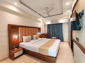 Hotel Flysky Rooms & Banquets - Image 2