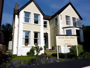 Derrin Guest House - Image 3