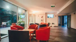 Hotel Trojan - Image 3