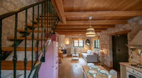 Valorys Stone House - Image 4