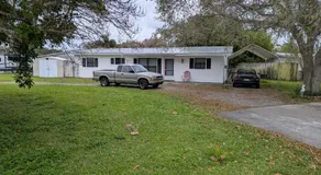 Small Town Florida Homestay - Image 3
