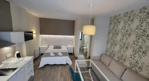 Apartamentos Sol del Prior - Image 2