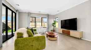 Luxury Spacious Family House with Free Gym, Heated Pool and Spa - Image 2