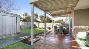 The Bud House - Image 3