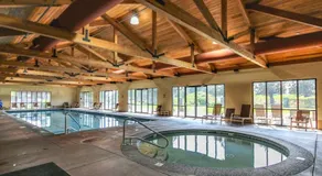 2-Story Home withPatio Gas Grill Gas Fireplace Free WiFi Shared Pools Hot Tub - Image 3