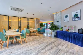 Peninsula Spring Hotel - Image 4