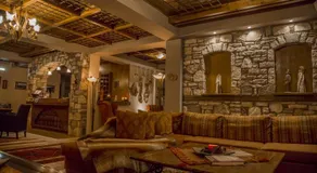 Pandion Luxury Boutique Hotel & Suites with Spa - Image 4
